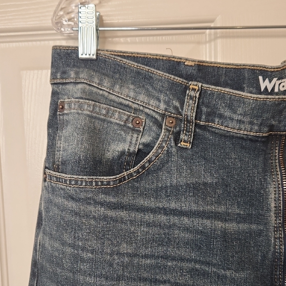 NWT Wrangler Men's Blue Regular Fit Jeans Size 36x30 - Picture 5 of 16